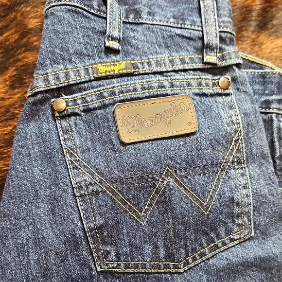 Wrangler Men's Deep Blue Straight Jeans - Picture 5 of 5